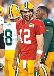 Aaron Rodgers vuelve a los entrenamientos