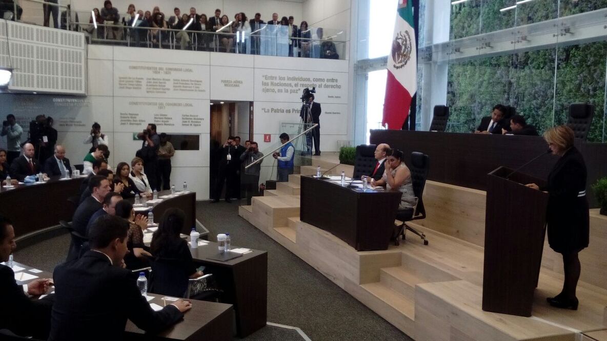 Inicia sesión solemne de la LVIII Legislatura