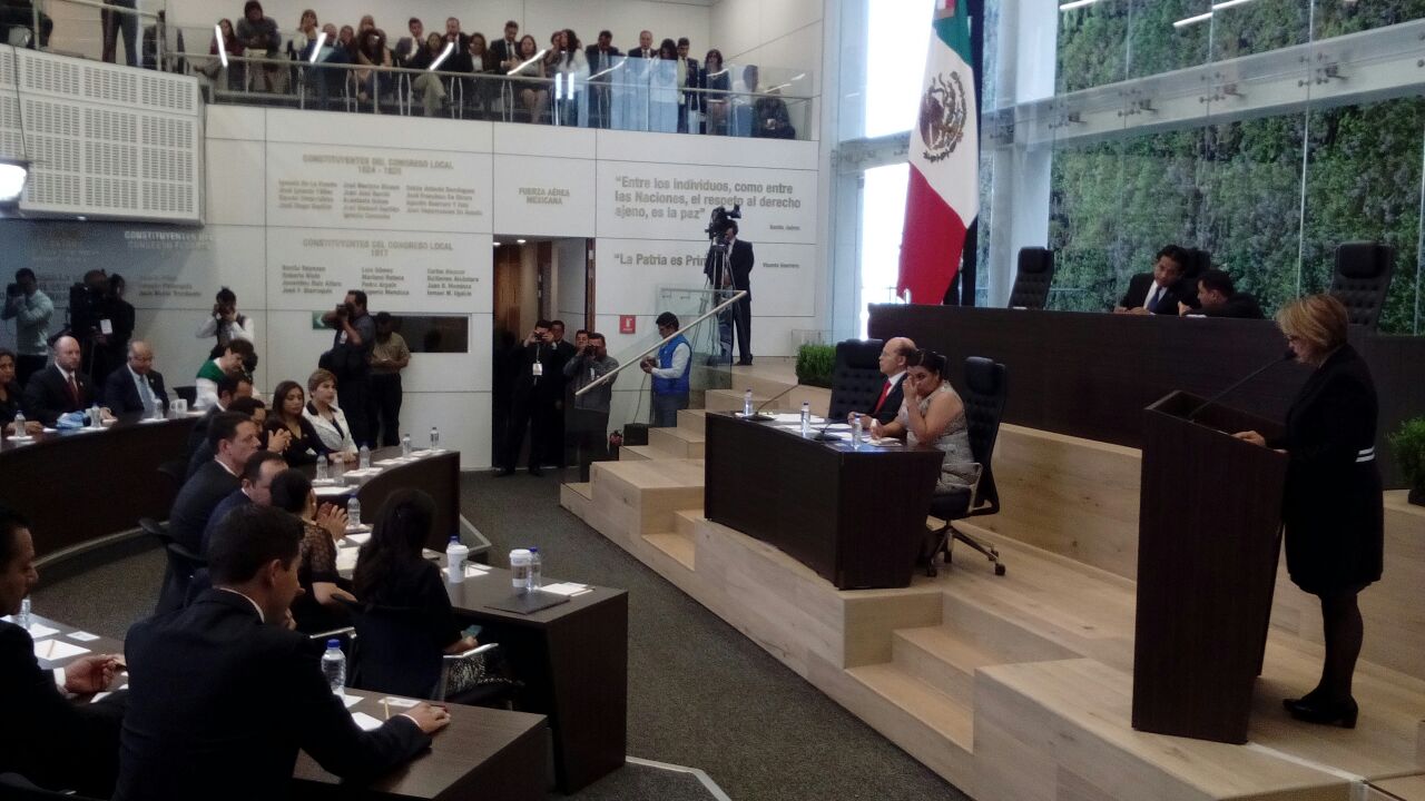 Inicia sesión solemne de la LVIII Legislatura