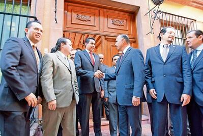 Calzada presenta plan de presupuesto 