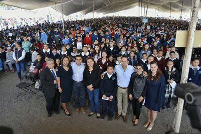 Corregidora da más de  4 mil apoyos a estudiantes 