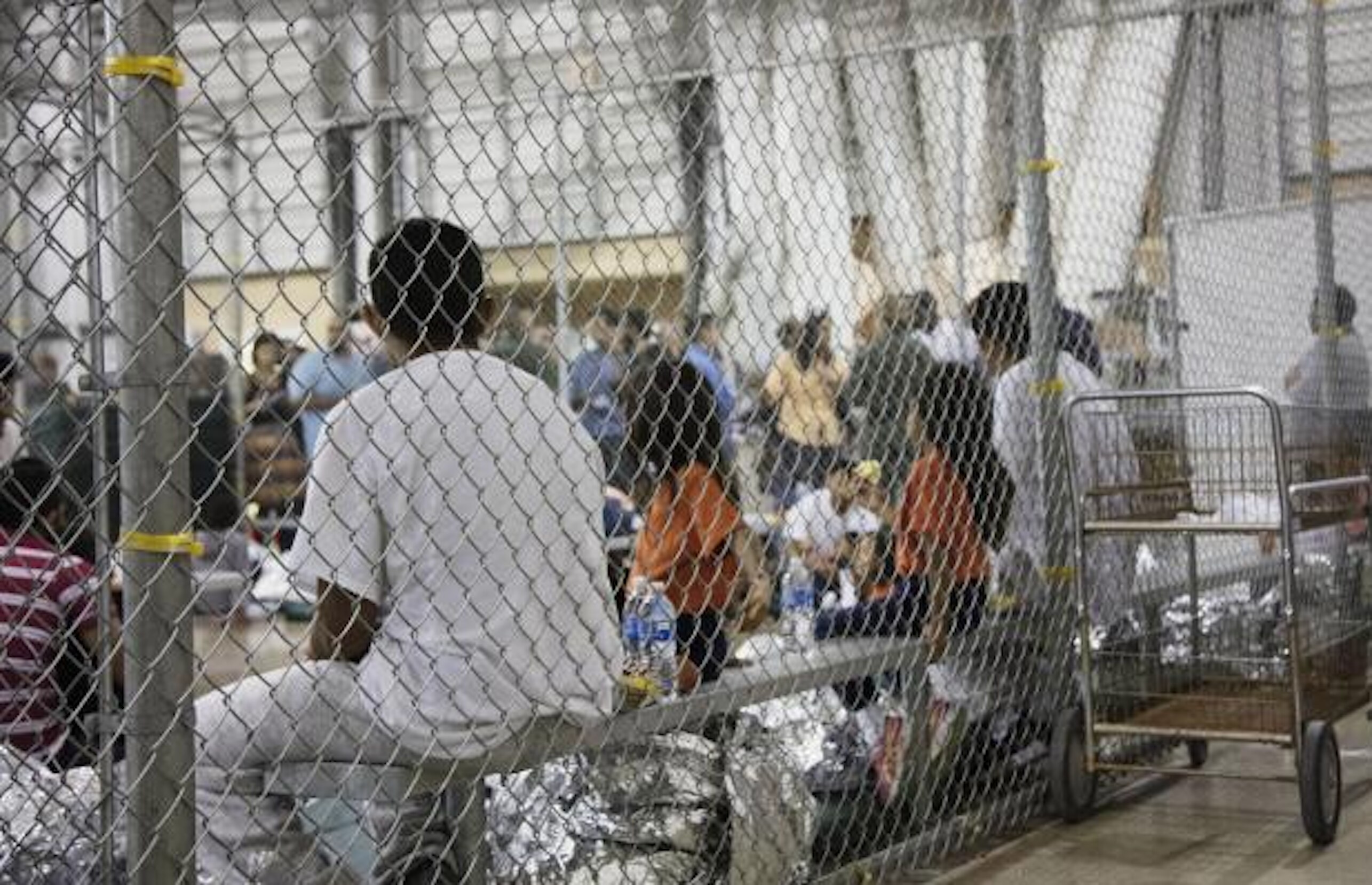 Tres niños mexicanos están en albergue de EU separados de su familia