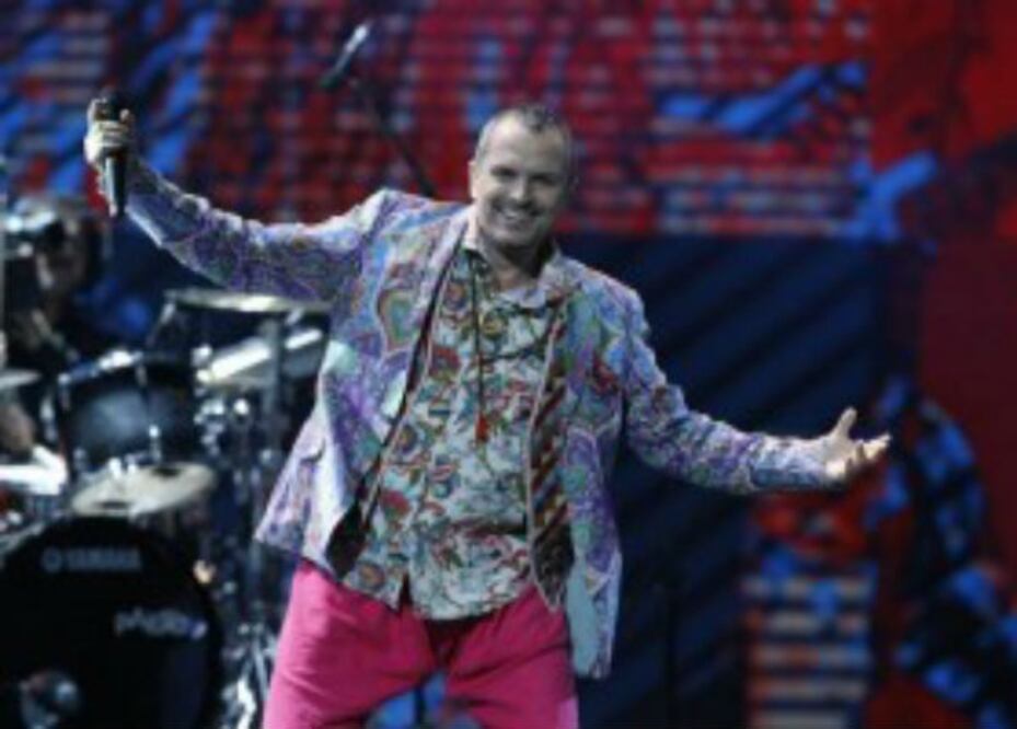 Miguel Bosé revela que tiene cuatro hijos