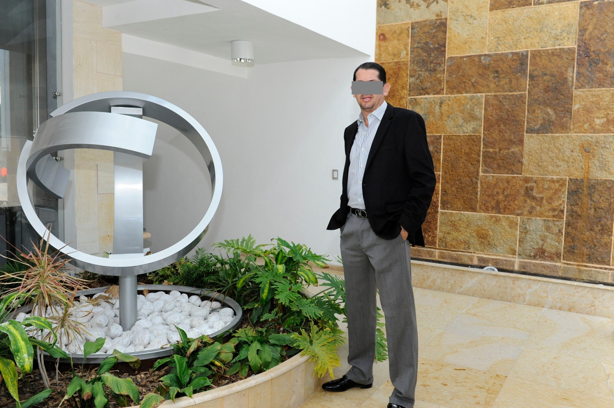 Detienen al exnotario Fernando N. para evitar su fuga