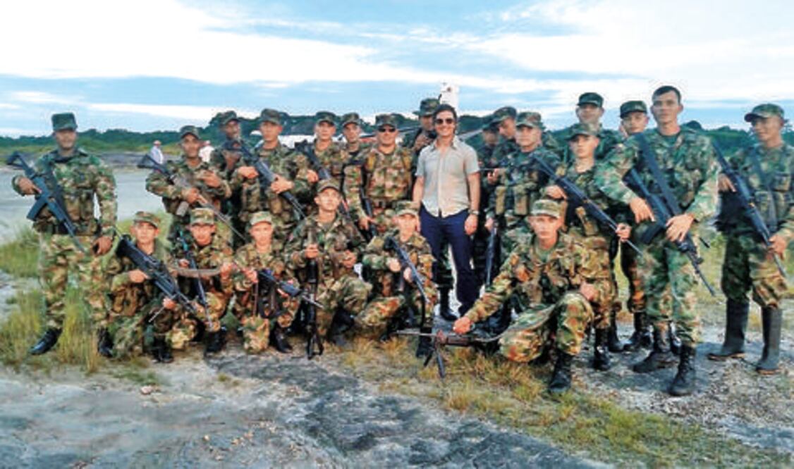 Tom con el ejército