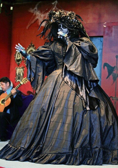 La Catrina hace paseo dominical 