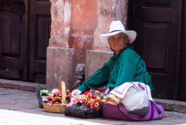Prevén apoyo en SJR a artesanos indígenas