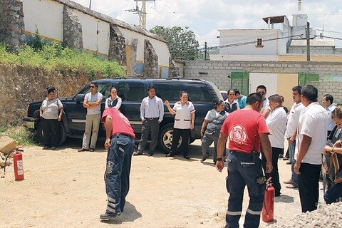 Instruyen a hoteles ante emergencias