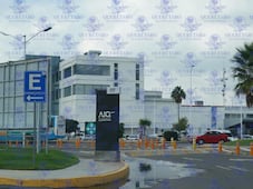 Aeropuerto de Querétaro ofrece atención preferente a personas autistas con cordón de identificación
