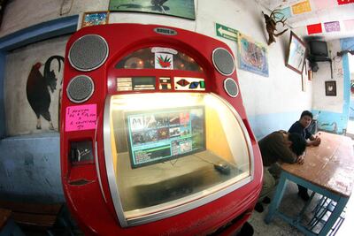 Para un pulque... El Gallo Colorado