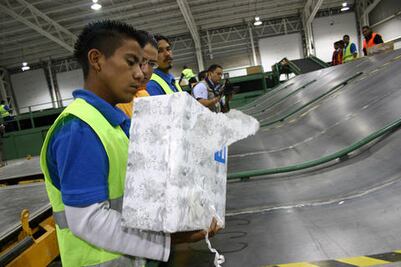 Se duplica tráfico de piratería: aduana