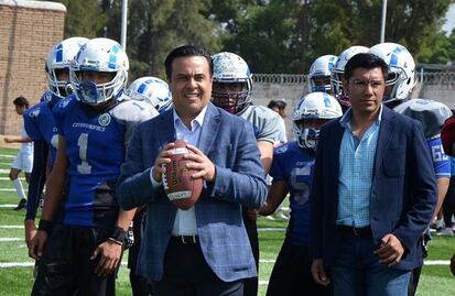 Pretenden reubicar semáforos en la capital