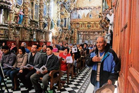 Celebra obispo a la Sagrada Familia