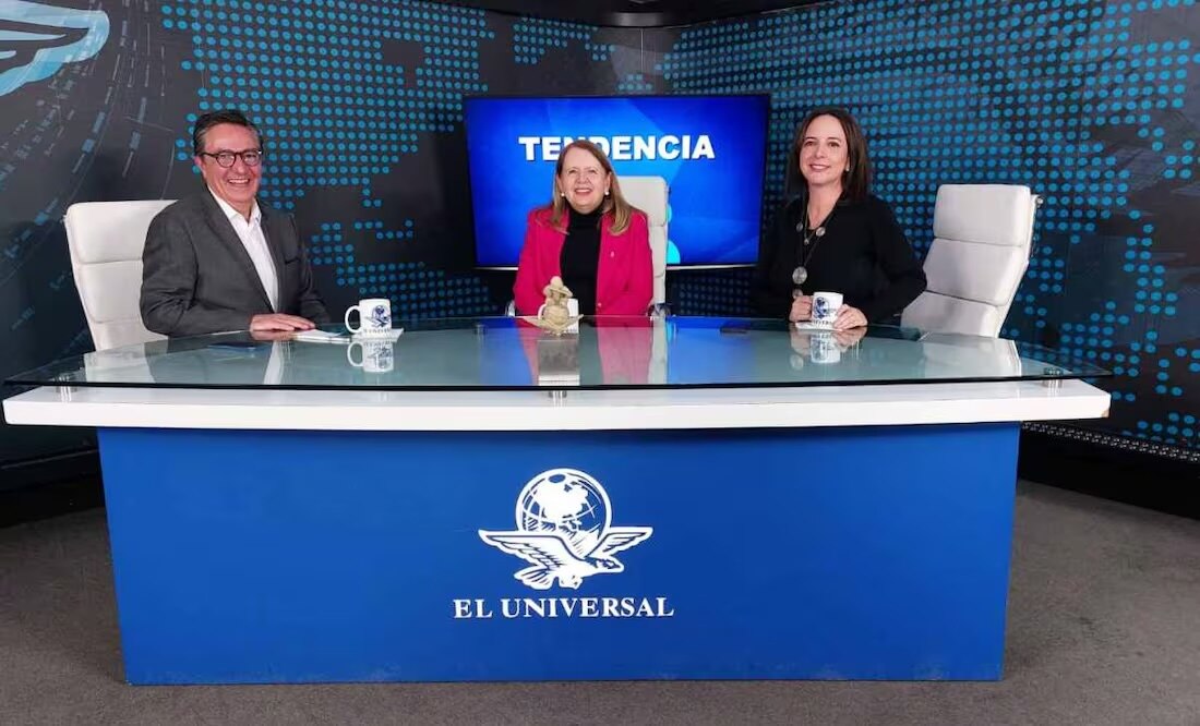 David Aponte, Director General Editorial de EL UNIVERSAL y la columnista de esta Casa Editorial: Mayte Azuela y la ministra Loretta Ortiz. Foto: Julio Suárez/EL UNIVERSAL