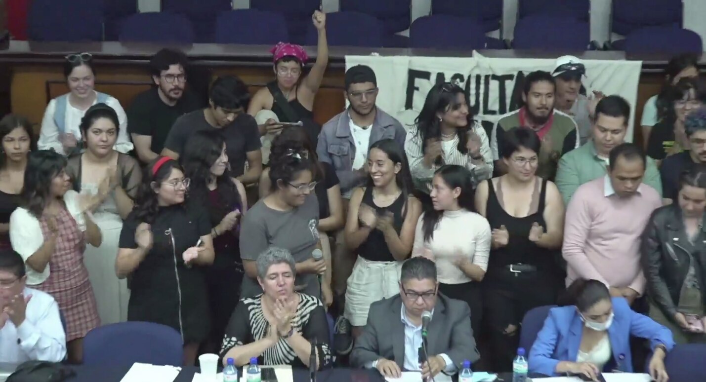 Se acaba el paro en la UAQ; estudiantes y Rectoría firman acuerdos