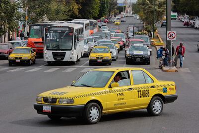Darán estímulos a taxistas y a quien se sume a Qrobús