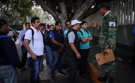 Choferes acuden a la convocatoria de AMLO