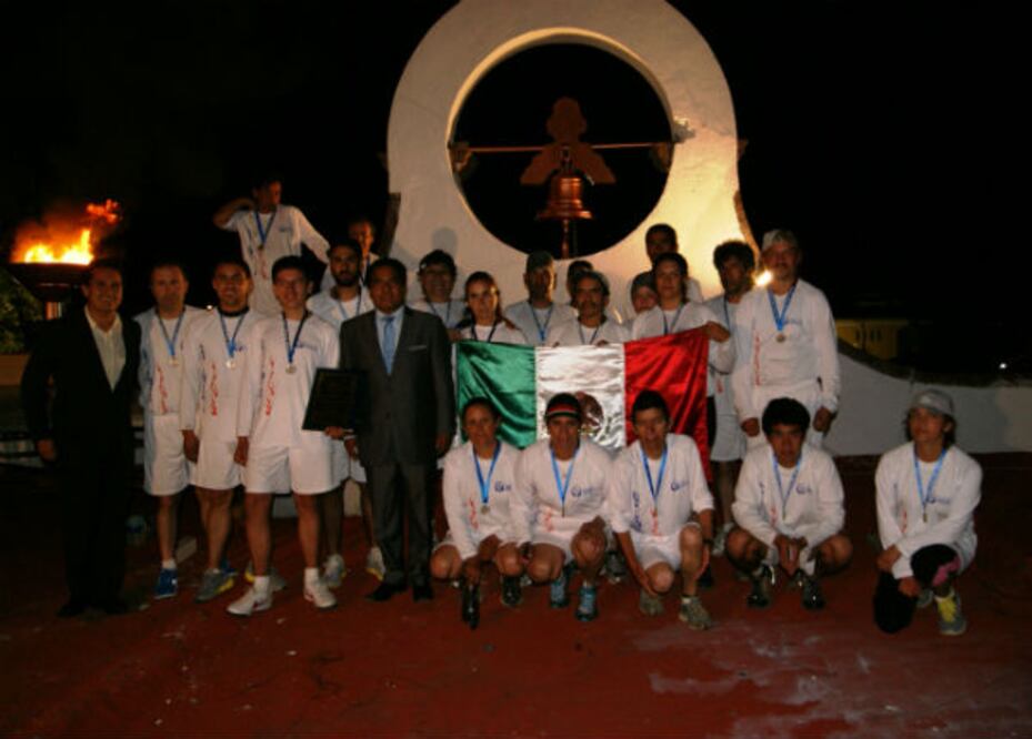 Más de 4 mil amealcenses dieron el grito