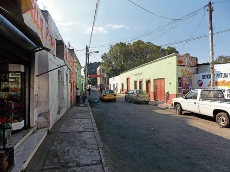 Estación de tren, nido de hampones: vecinos
