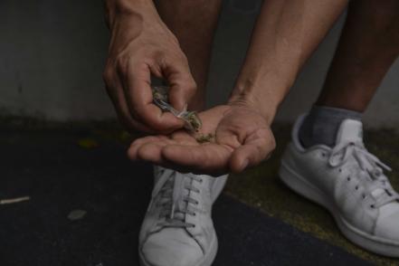 Venta de droga con estilo, en París