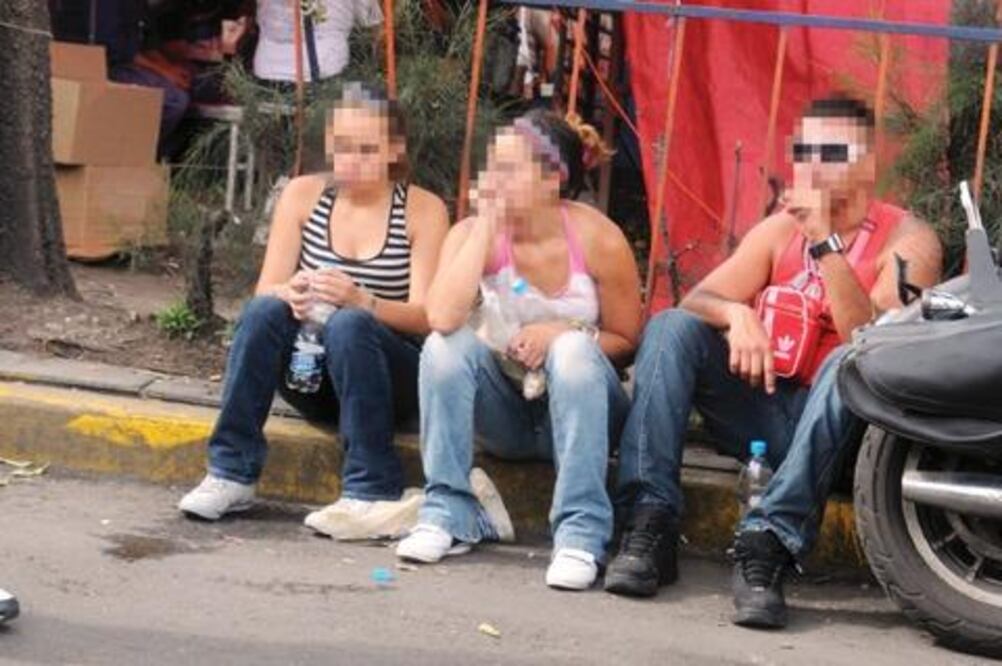 Orientan sobre consumo de drogas