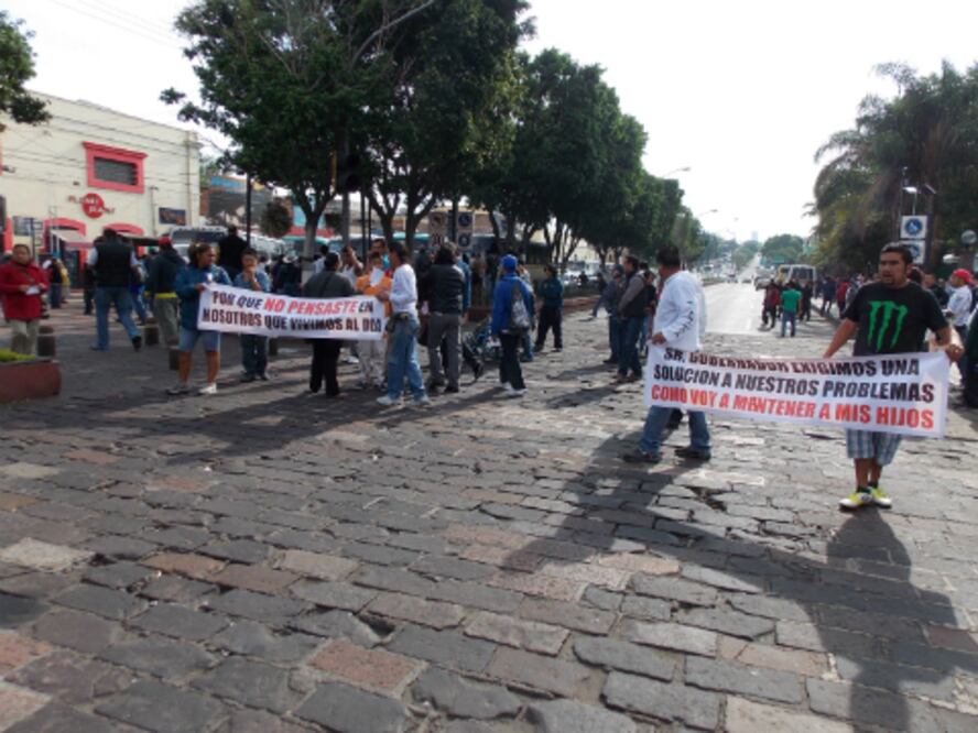 Se manifiestan checadores en Zaragoza