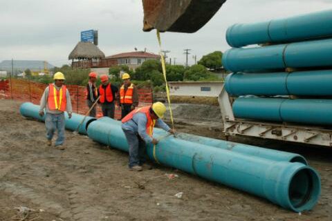 Ejidatarios reciben obras hidráulicas