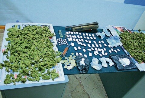 Caen en el año 144 narcomenudistas