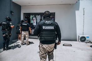 Caen tres personas tras cateos en dos municipios de Querétaro