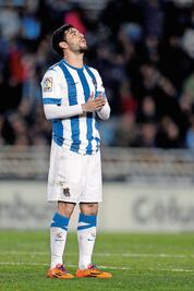 Vela paga 2 mdp por ausencia