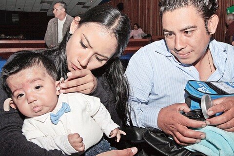 Dan aparatos auditivos en SJR