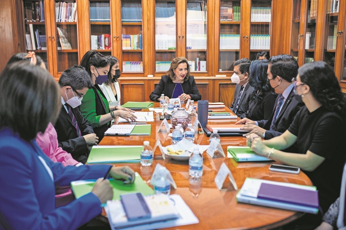 Instalan comisión para la protección de niñez