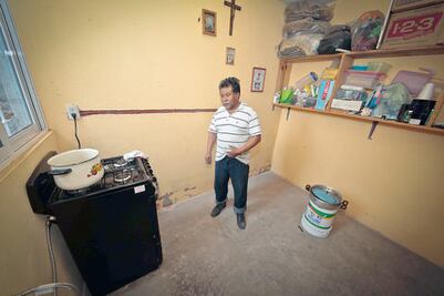 Gobierno estatal ofrece ayuda a familias 