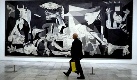 El tortuoso camino de Picasso al Guernica, en una exposición en Madrid