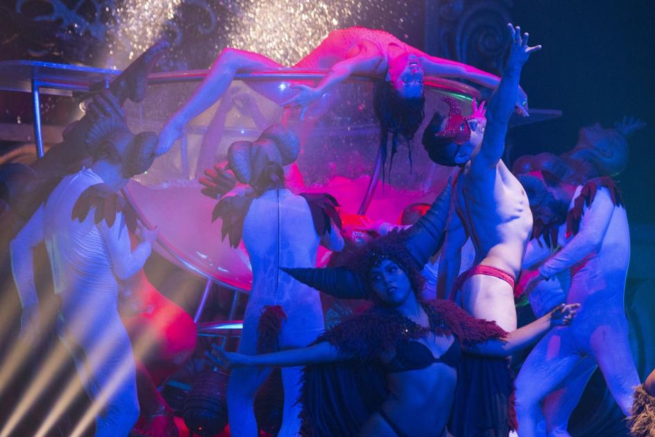 Dolce Vita, donde el circo y el erotismo se juntan