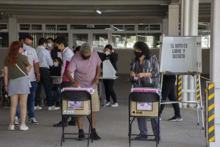 Jóvenes queretanos, los ausentes en la consulta ciudadana de la Revocación de Mandato