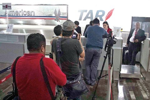 Pasajeros de negocios cubren 85% de vuelos