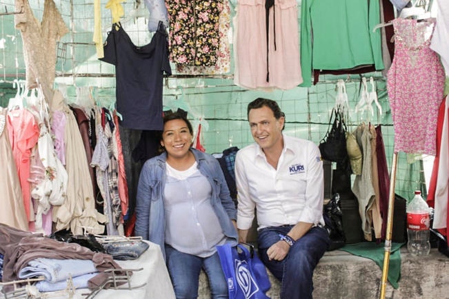 Kuri González pide a la gente votar a favor de un cambio