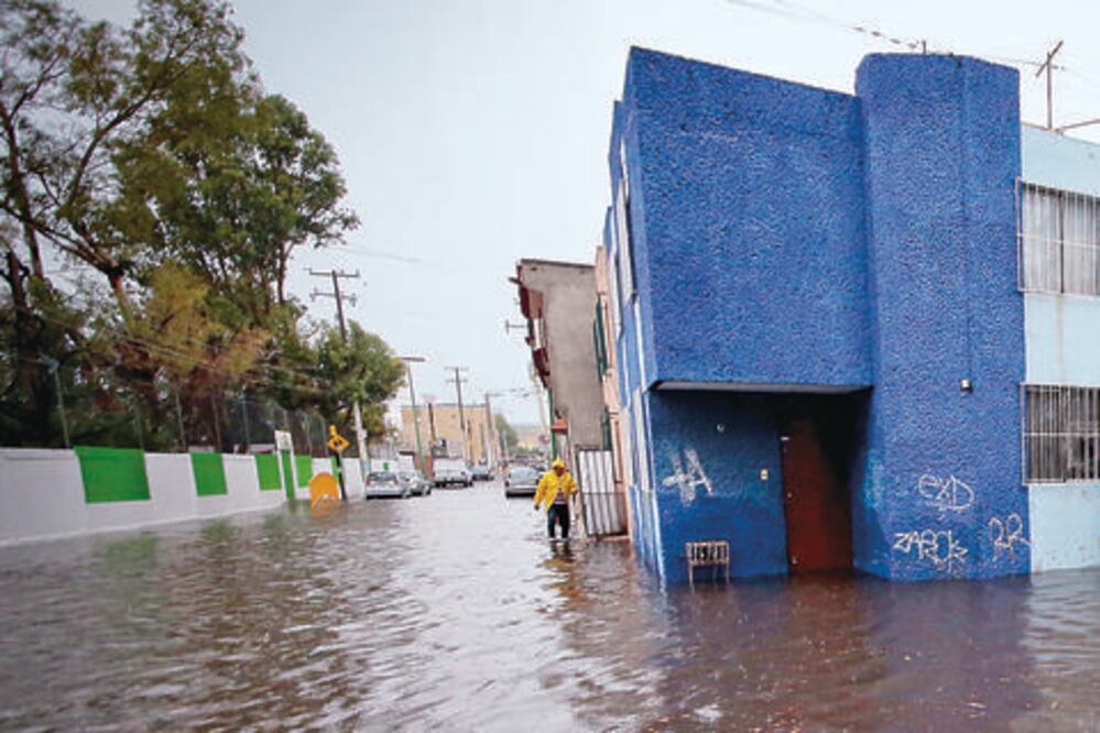 La lluvia daña viviendas de la capital, informó PC
