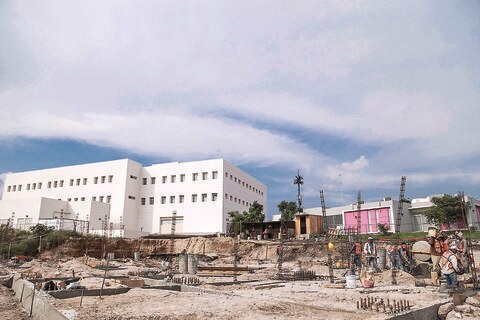 Garantizan recursos para concluir obras