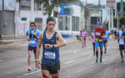 Ciudad amanece entre corredores y ovaciones    