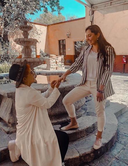 Andrea y Flor, un amor que nació en Facebook y que unió a Querétaro con Perú