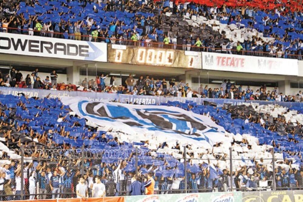 Ignacio Ambriz “corona” a la afición