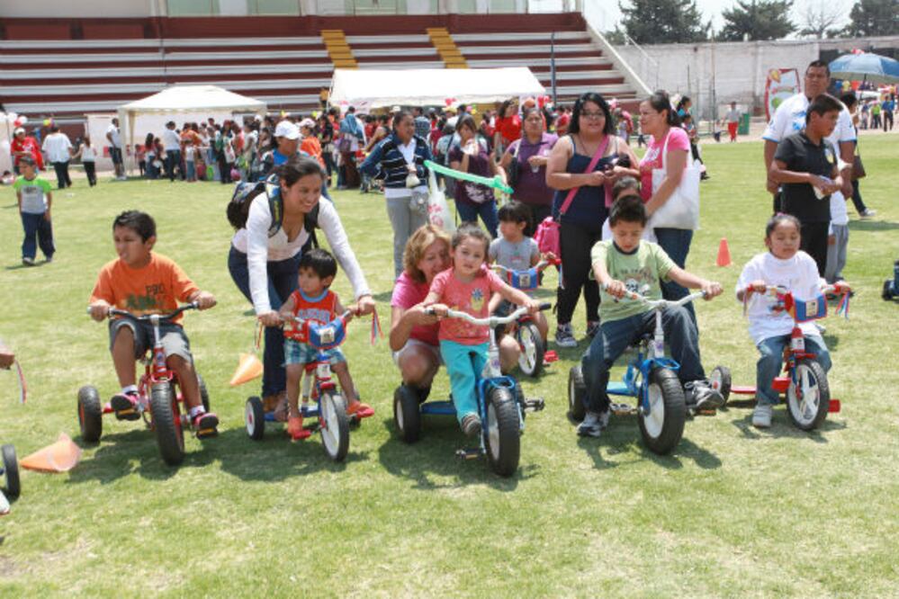 Comienzan festejos por Día del Niño 