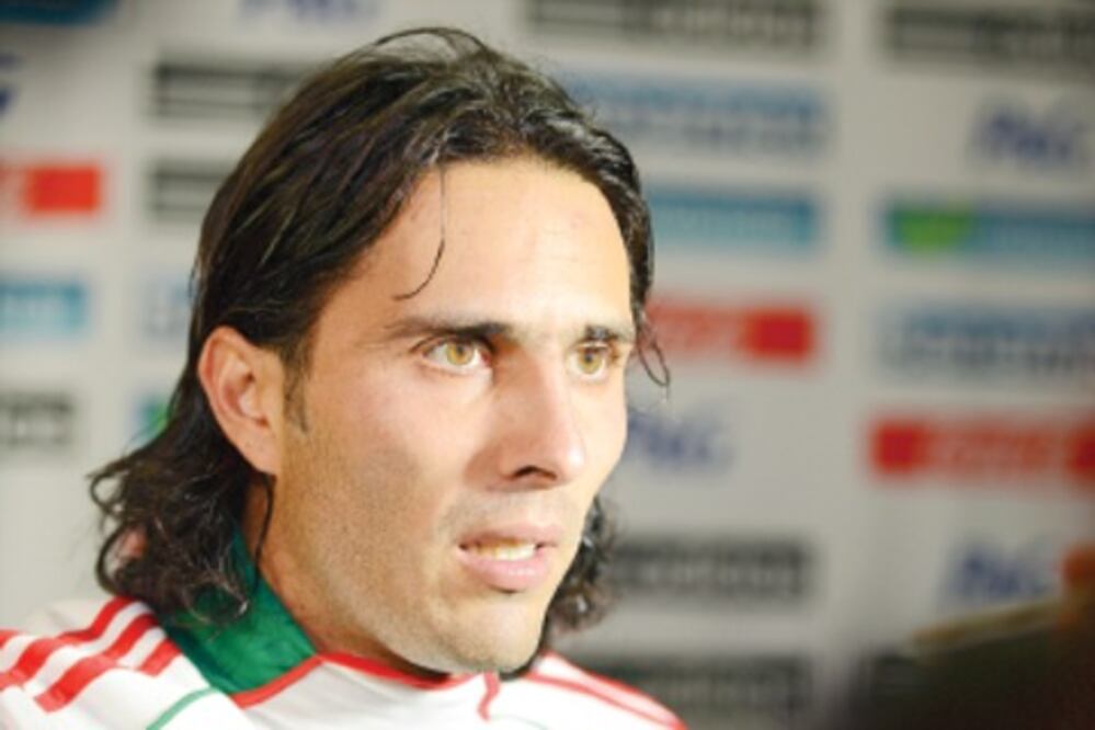 Aldo de Nigris estará seis semanas fuera