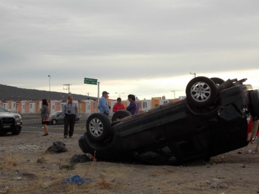 Volcadura en el Fray Junípero Serra