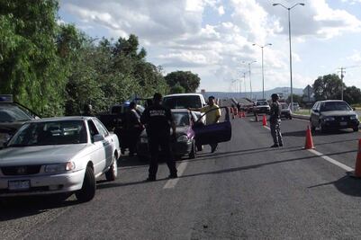 Llevan a cabo operativo policial en San Juan del Río