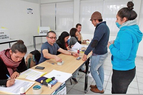 Cambio de mando en mayo en 13 facultades