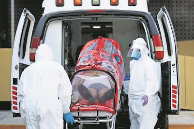 Querétaro ya tiene casi 900 casos de coronavirus 