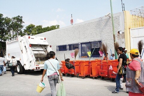 Van por recolección de PET y aluminio